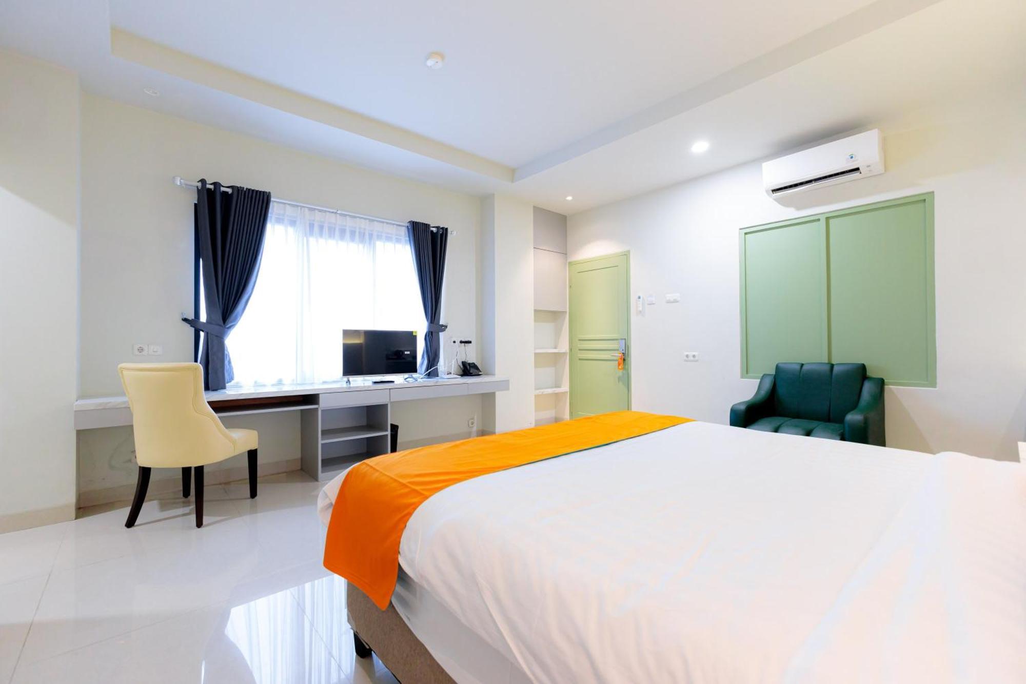 Sans Hotel 88 Andalan Surabaya By Reddoorz Exterior foto